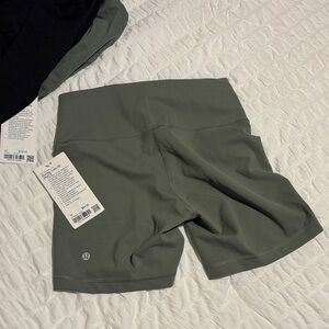lululemon athletica Women's Olive Bike Shorts